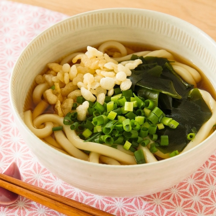 たぬきうどん Tanuki udon noodle